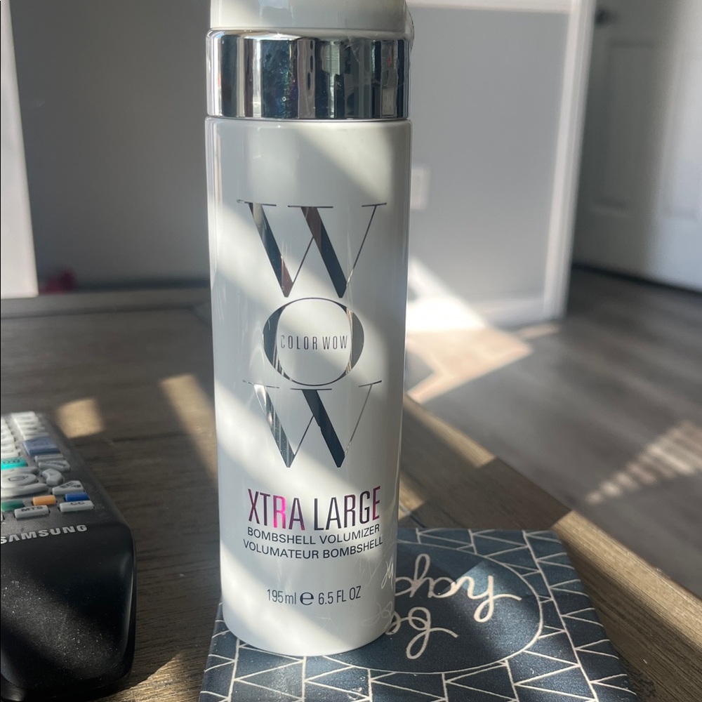 Color Wow Xtra Large Bombshell Volumizer - White